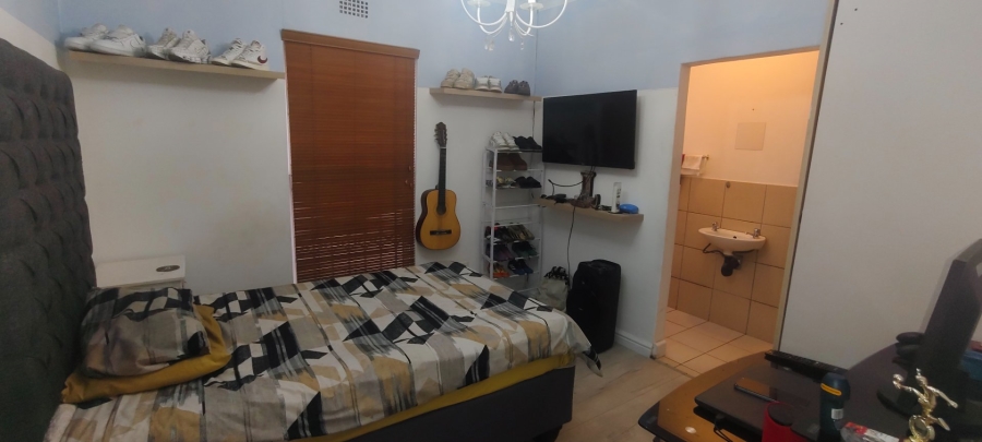 3 Bedroom Property for Sale in Rondevlei Park Western Cape